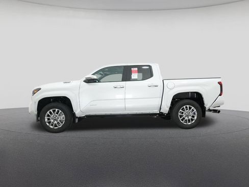 New 2025 Toyota Tacoma Limited AWD/4WD image 19