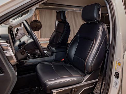 Used 2024 Ford F350 Lariat w/ Lariat Ultimate Package image 25