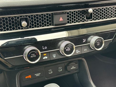Used 2025 Honda Civic Sport image 24