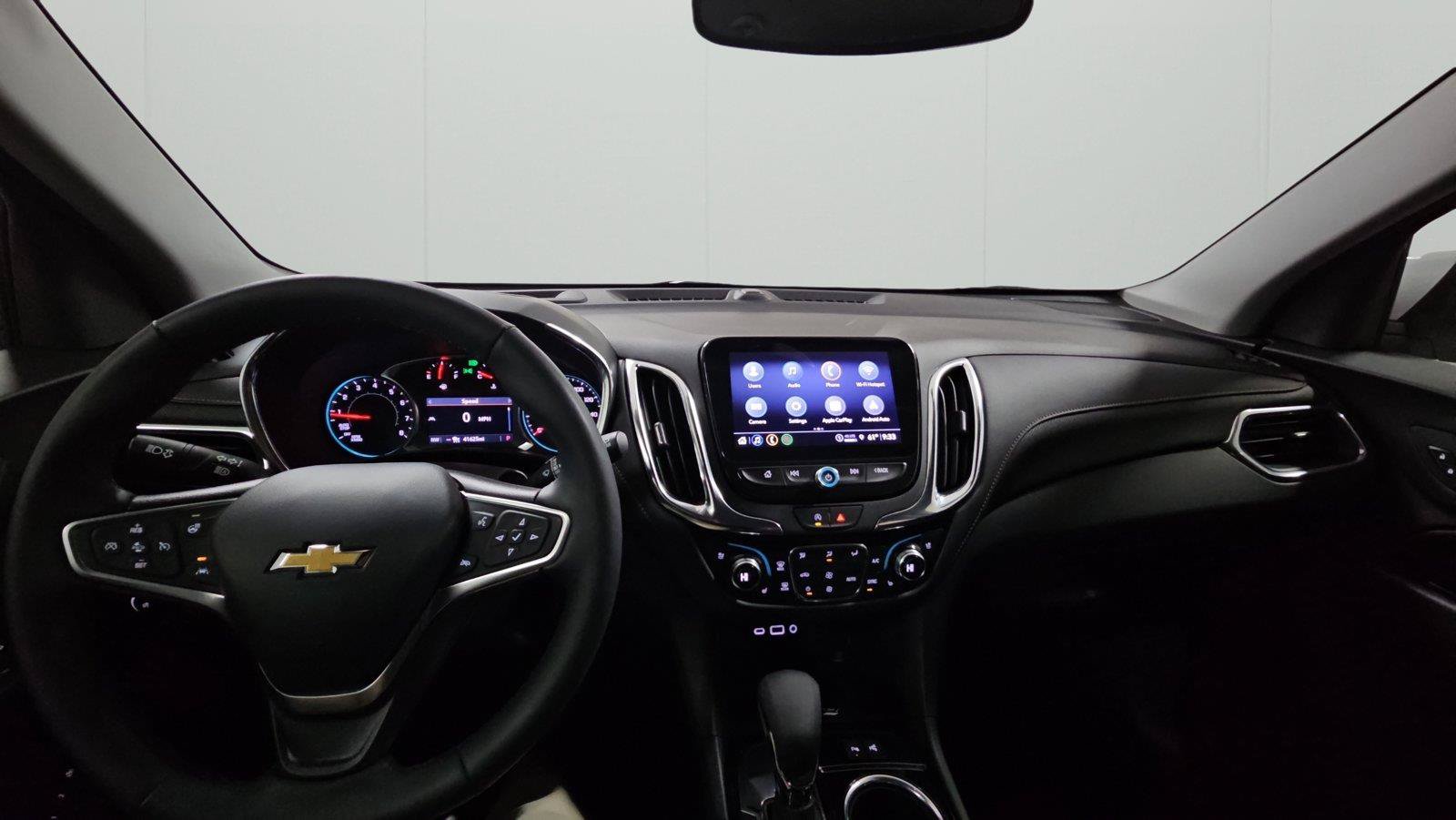 Used 2023 Chevrolet Equinox Premier FWD image 20