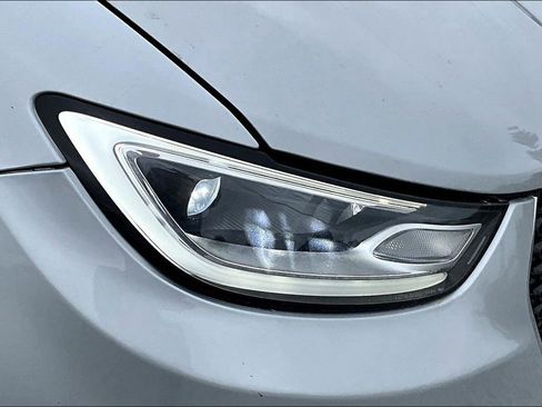 Used 2024 Chrysler Pacifica Touring-L FWD image 21