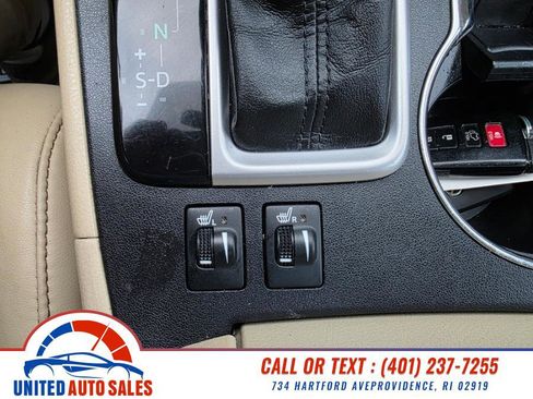 Used 2017 Toyota Highlander XLE image 22