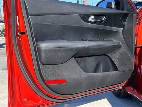 Used 2023 Kia Forte GT-Line w/ GT-Line Premium Package image 21