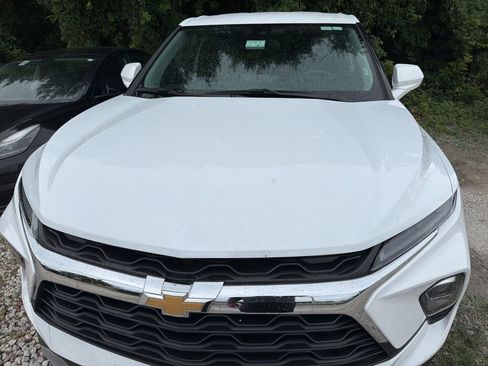 Used 2025 Chevrolet Blazer LT FWD image 5