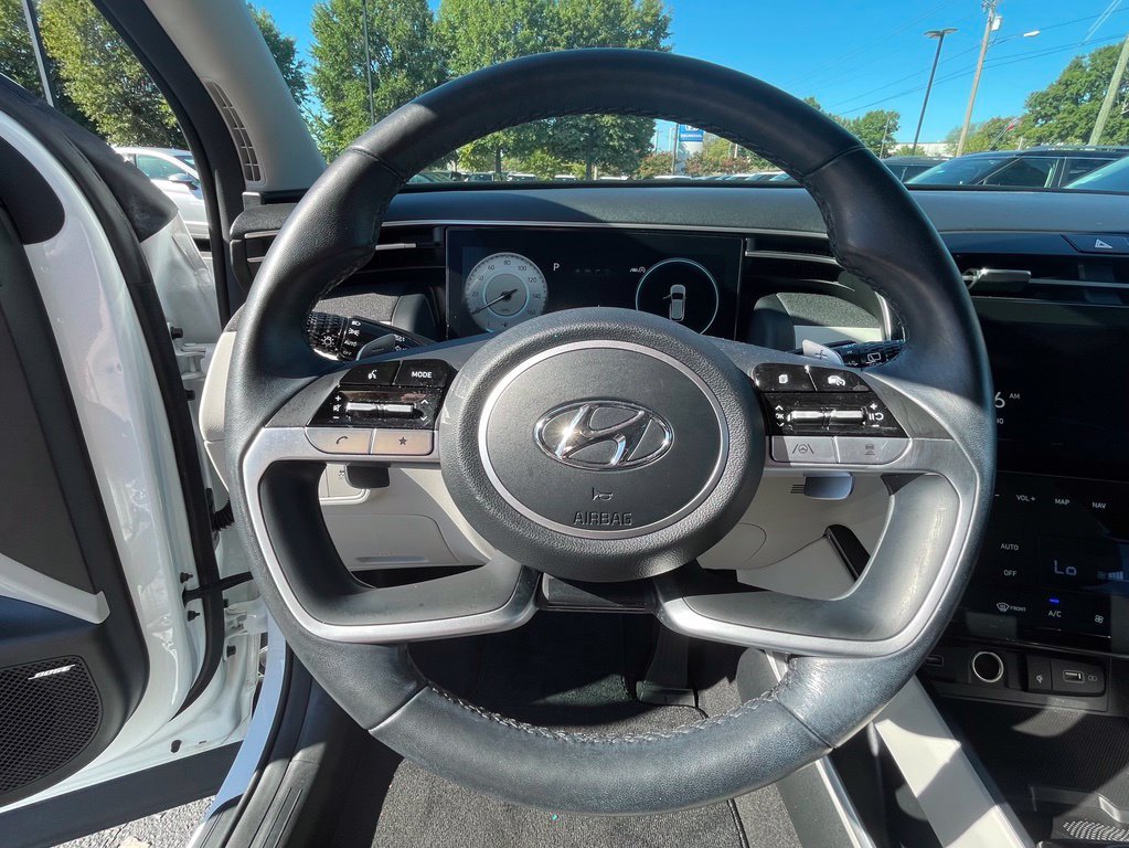 Certified 2022 Hyundai Tucson Limited FWD image 15