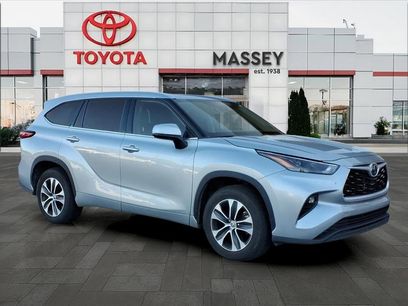 Used 2022 Toyota Highlander XLE
