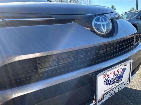 Used 2017 Toyota RAV4 XLE image 30