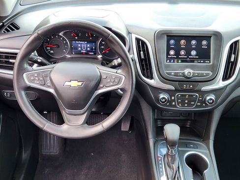 Used 2022 Chevrolet Equinox LT image 29
