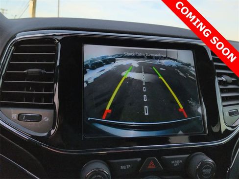 Used 2020 Jeep Grand Cherokee Limited w/ Premium Lighting Group image 31