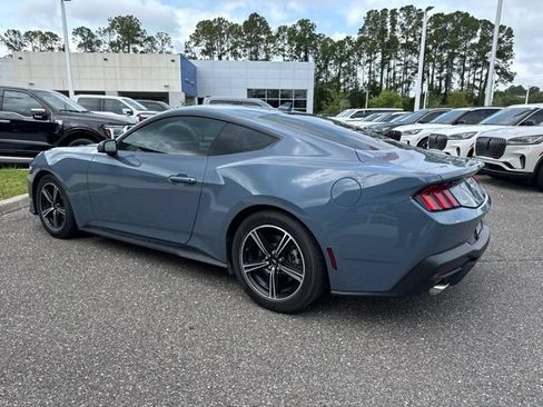 Used 2024 Ford Mustang Coupe RWD image 10