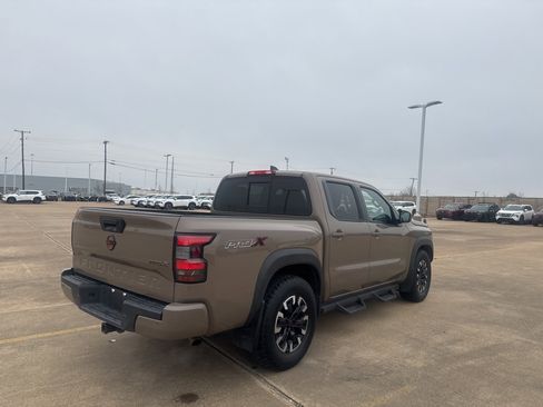 Certified 2022 Nissan Frontier Pro-X w/ Technology Package image 18