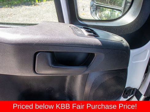 Used 2023 RAM ProMaster 2500 FWD image 22