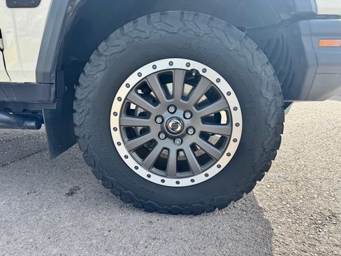 Used 2025 INEOS Grenadier Fieldmaster Edition image 28