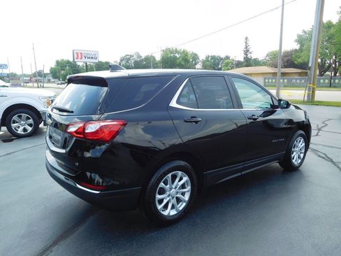 Used 2021 Chevrolet Equinox LT w/ Driver Convenience Package FWD image 3