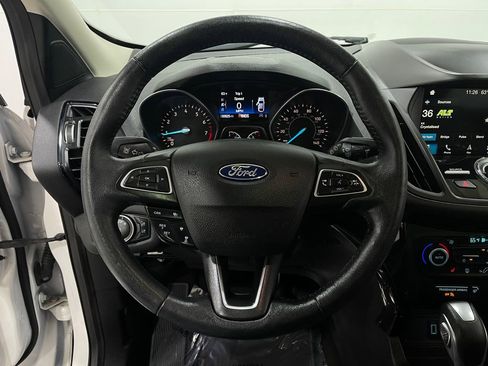 Used 2019 Ford Escape Titanium image 23
