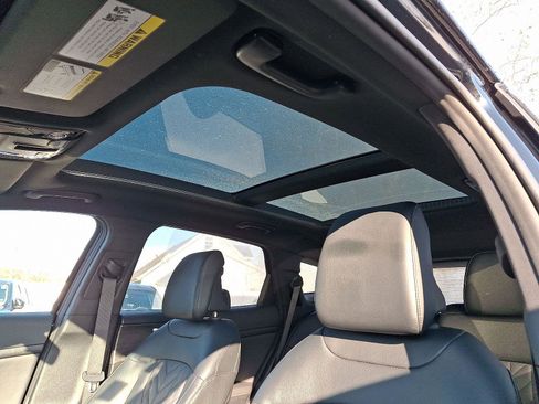 Used 2023 Kia Sportage X-Line w/ X-Line Premium Package image 14