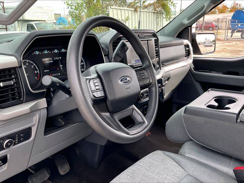 Used 2023 Ford F150 XLT image 34