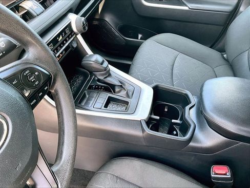 Used 2023 Toyota RAV4 XLE w/ Convenience Package FWD image 15