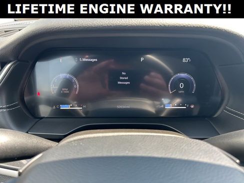 Used 2023 Jeep Grand Cherokee Laredo image 17