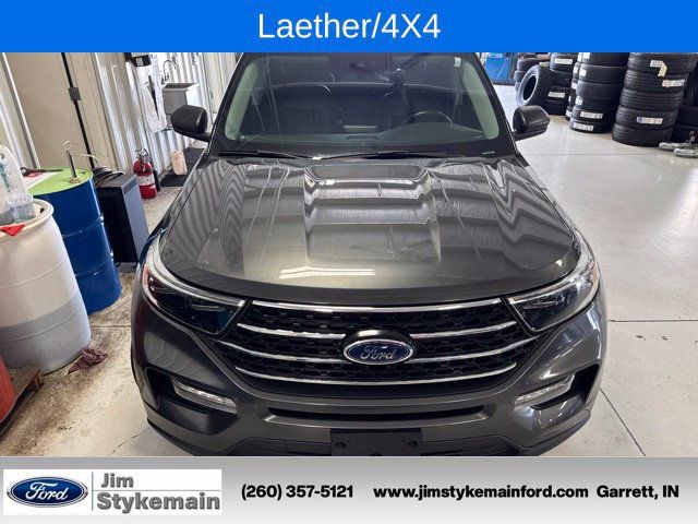 Used 2020 Ford Explorer XLT w/ Equipment Group 202A AWD/4WD image 25