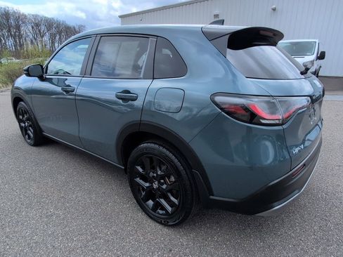 Used 2024 Honda HR-V Sport image 4
