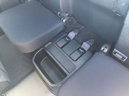 Used 2017 Toyota Tacoma TRD Off-Road w/ Tow Package image 17