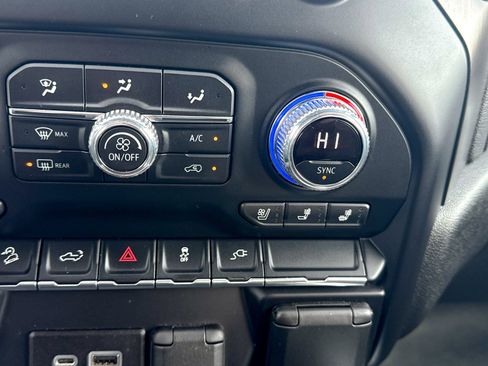 Certified 2021 GMC Sierra 1500 AT4 image 32