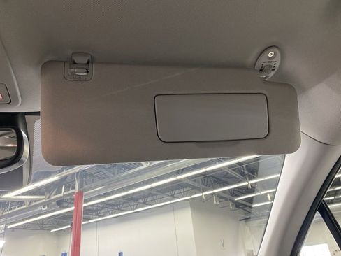 Used 2024 Toyota Sienna XLE image 35