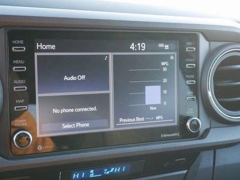 Used 2022 Toyota Tacoma TRD Sport image 19