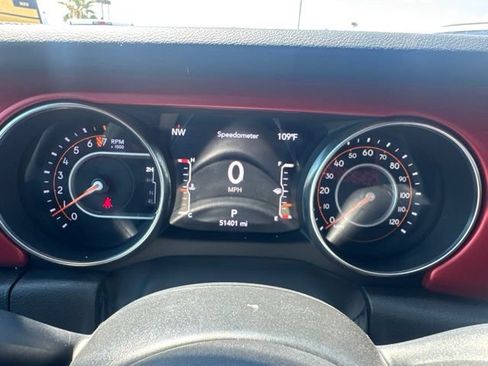 Certified 2023 Jeep Gladiator Rubicon w/ Trailer Tow Package AWD/4WD image 20