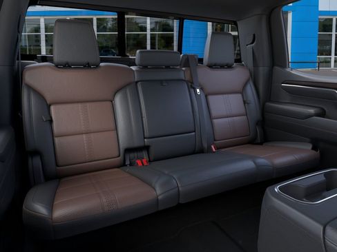 New 2026 Chevrolet Silverado 1500 High Country w/ Technology Package AWD/4WD image 19