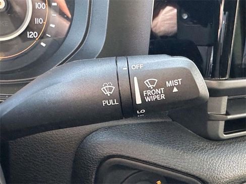 Certified 2024 Jeep Gladiator Nighthawk image 38