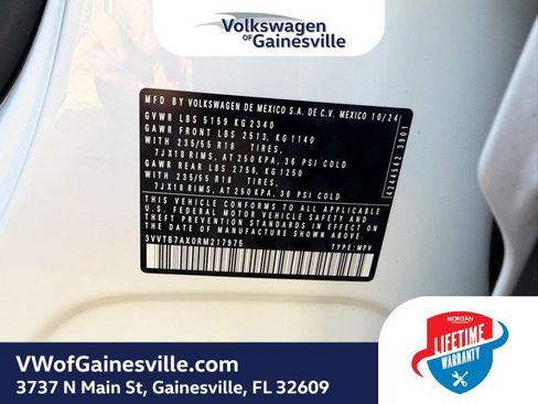Used 2024 Volkswagen Tiguan Wolfsburg Edition image 32