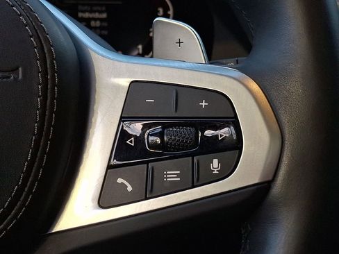Used 2022 BMW X5 xDrive45e w/ M Sport Package AWD/4WD image 18