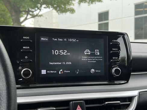 Used 2021 Kia K5 LX FWD image 25
