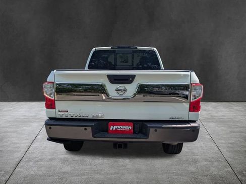 Used 2019 Nissan Titan Platinum Reserve w/ Platinum Utility Package AWD/4WD image 6
