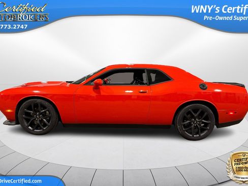 Used 2021 Dodge Challenger GT w/ Blacktop Package image 9