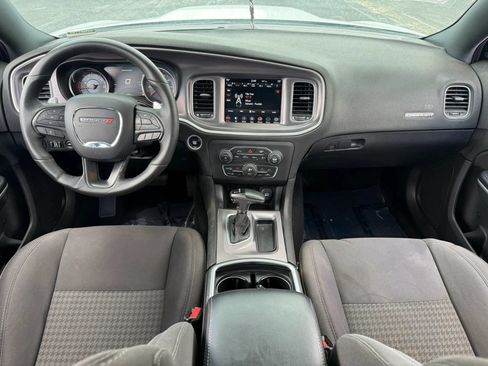 Used 2019 Dodge Charger GT w/ Performance Handling Group RWD image 15