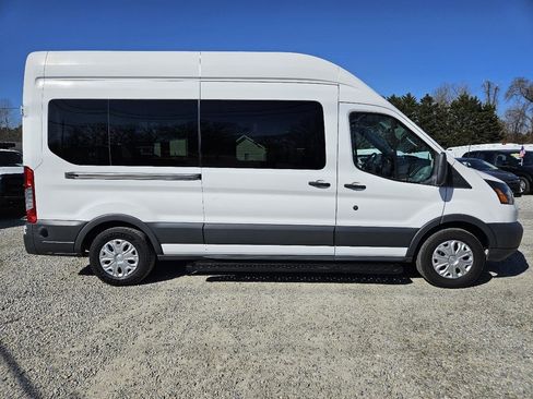 Used 2018 Ford Transit 350 XL image 7