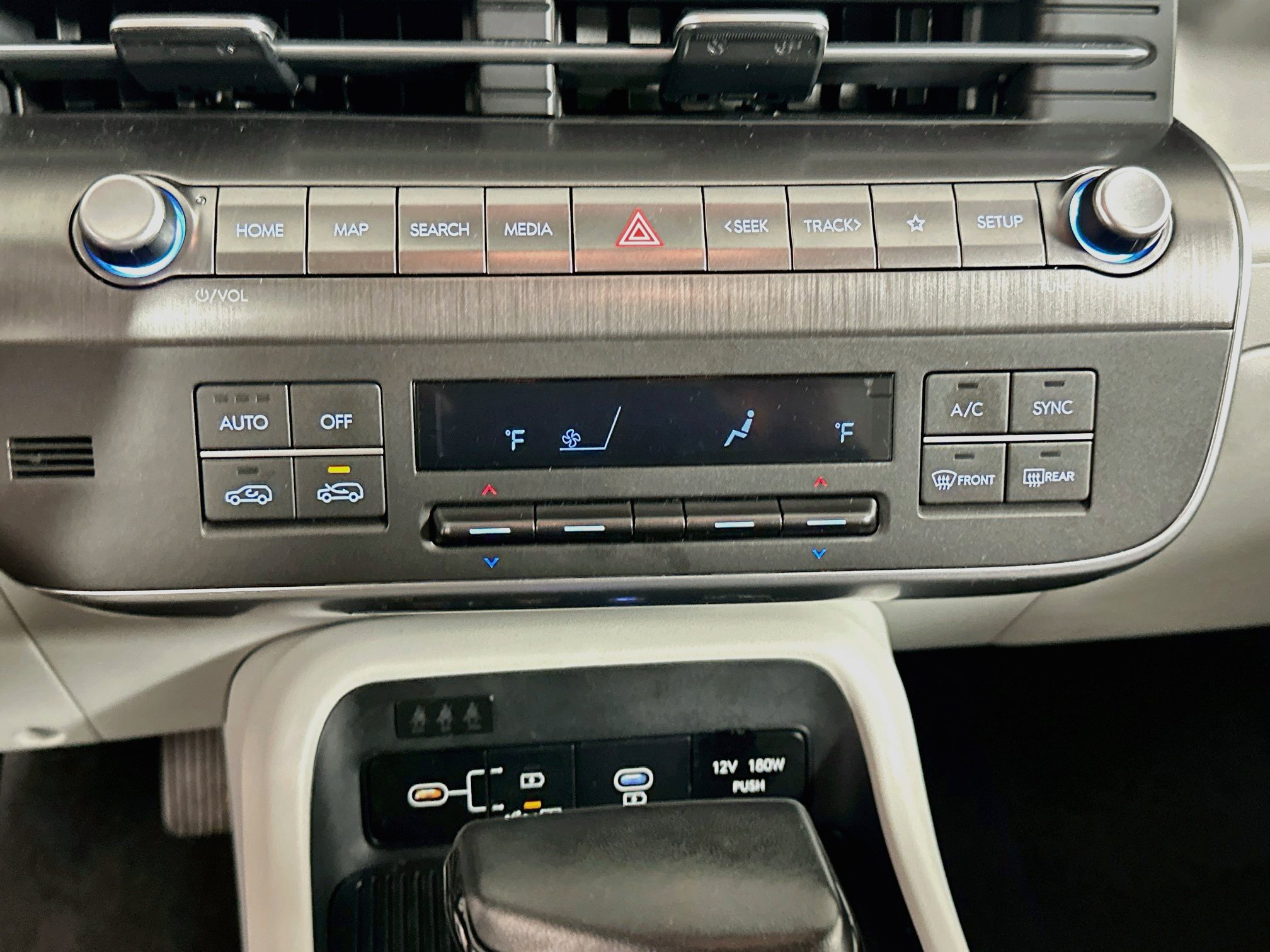 Used 2025 Hyundai Kona SEL FWD image 23
