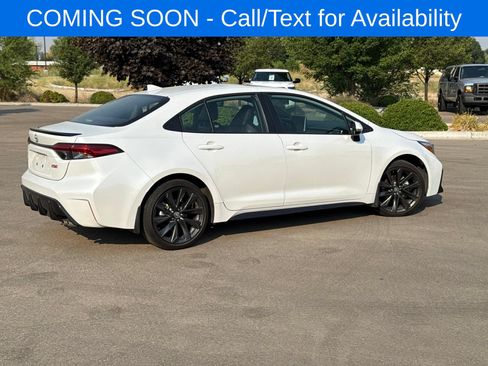 Used 2025 Toyota Corolla XSE FWD image 6