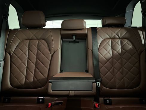 Used 2025 BMW X5 sDrive40i w/ Premium Package image 32