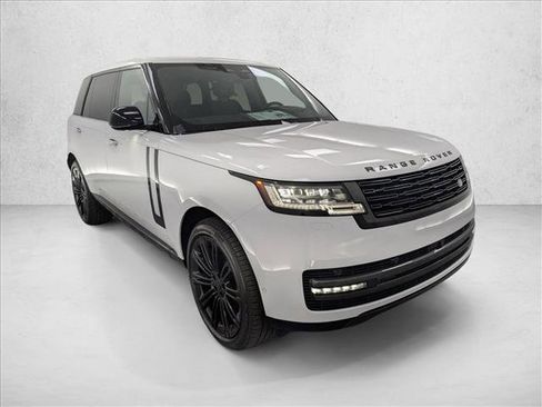 New 2026 Land Rover Range Rover Long Wheelbase SE AWD/4WD image 4