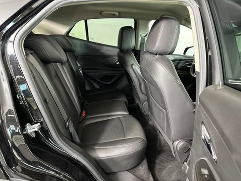 Used 2022 Buick Encore Preferred w/ Safety Package image 27