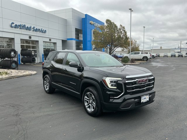 Used 2026 GMC Terrain Elevation AWD/4WD image 1