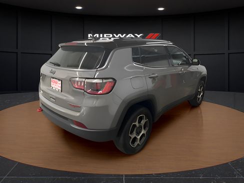 Used 2022 Jeep Compass Trailhawk w/ Trailhawk Convenience Group AWD/4WD image 4