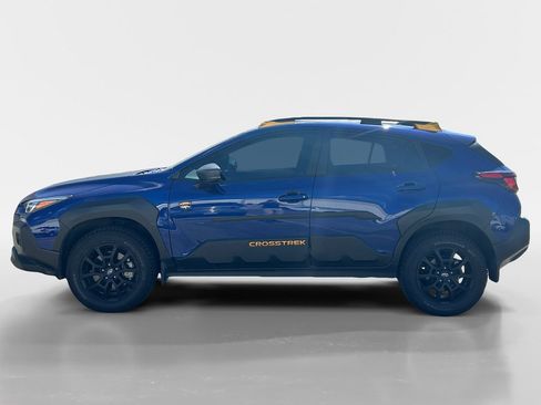 Used 2025 Subaru Crosstrek 2.5i Wilderness AWD/4WD image 2