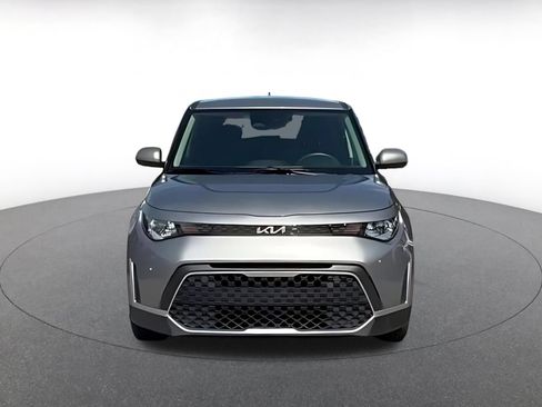 Used 2025 Kia Soul LX w/ LX Technology Package FWD image 4