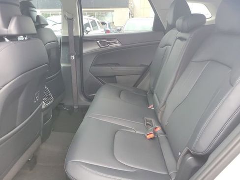 New 2026 Kia Sportage EX image 12