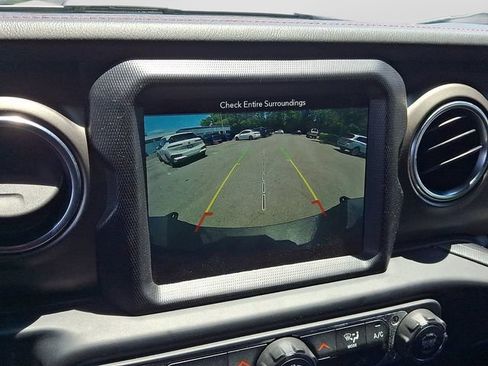 Used 2019 Jeep Wrangler Unlimited Rubicon AWD/4WD image 21